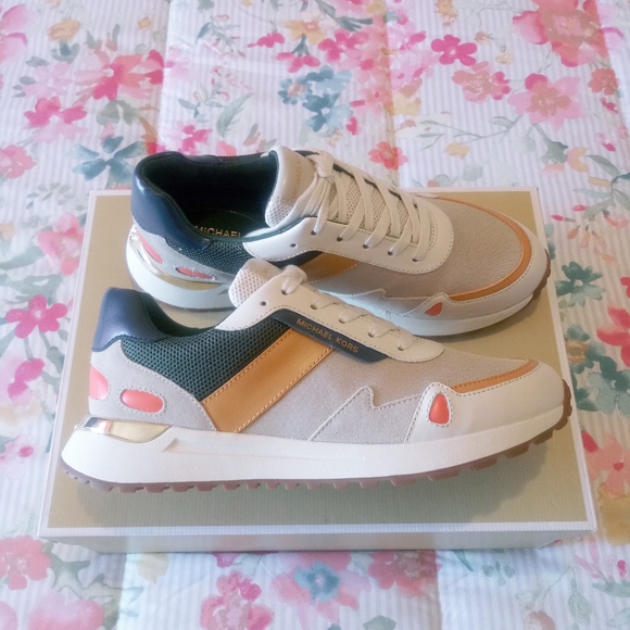 Michael Kors Monroe Trainer Sneakers - Picture 12 of 14